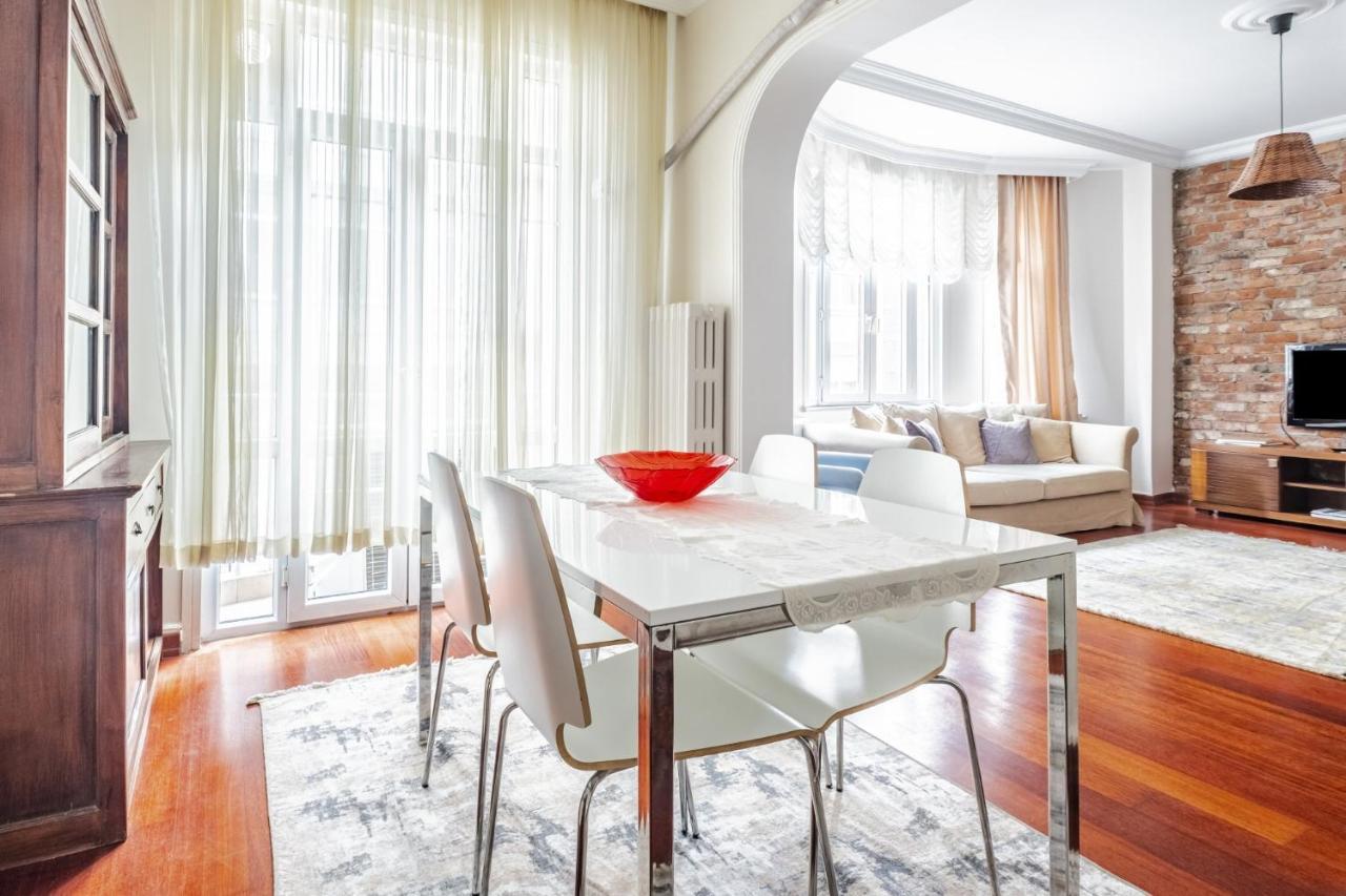 Centrally Located Apartment With Balcony In Sisli Istambul Exterior foto